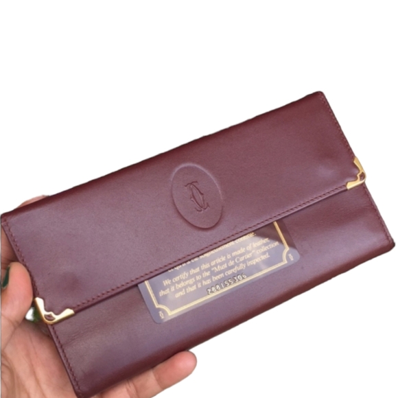 💋CARTIÉR BORDEAUX TRI-FOLD WALLET - Picture 5 of 14